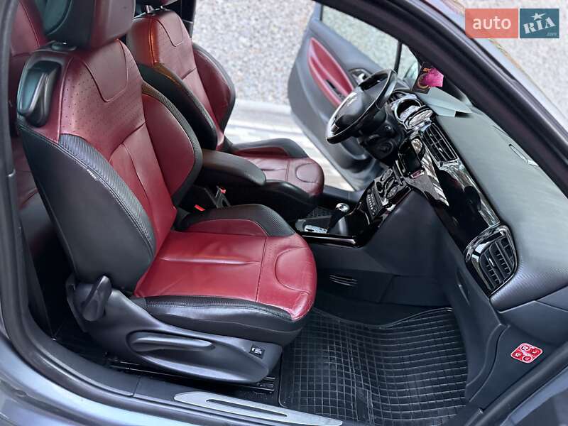 Хетчбек Citroen DS3 2010 в Львові фото 59 Хетчбек Citroen DS3 2010 в Львові