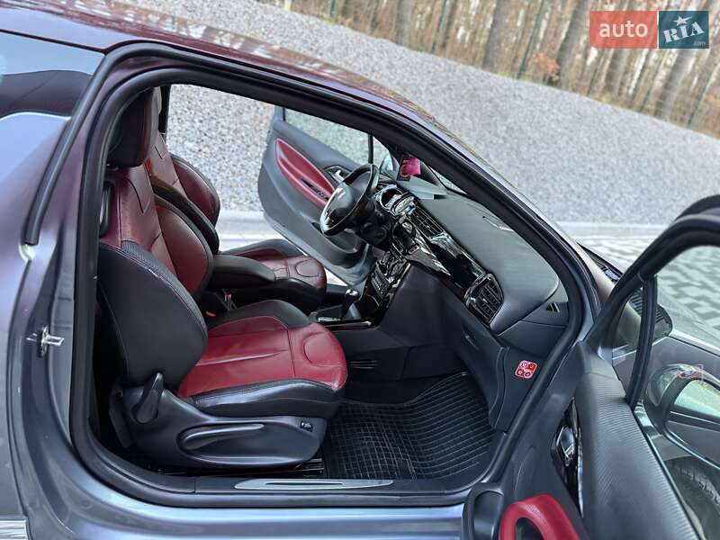 Хетчбек Citroen DS3 2010 в Львові