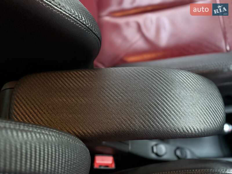 Хетчбек Citroen DS3 2010 в Львові