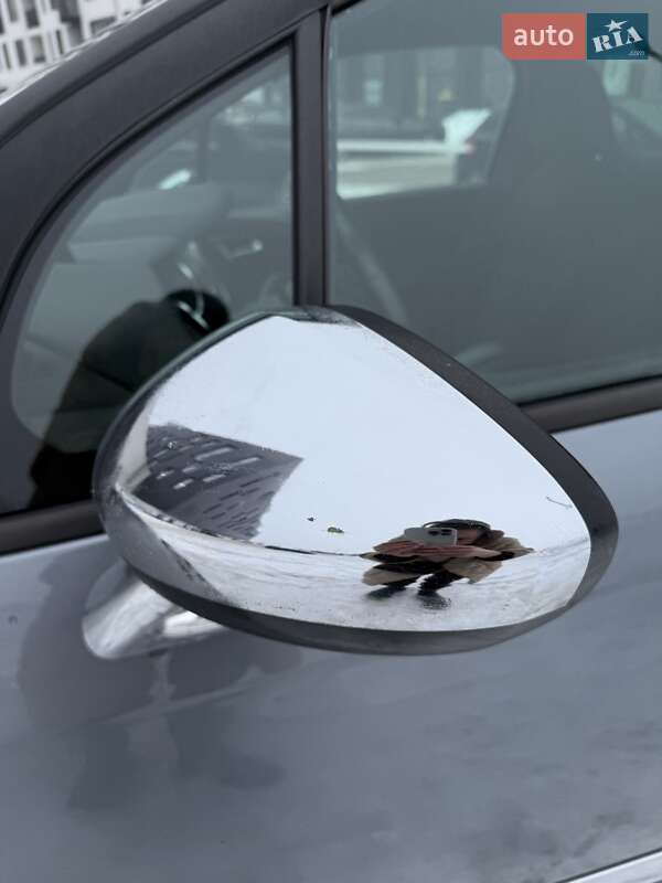 Хэтчбек Citroen DS3 2010 в Ровно
