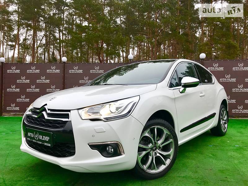 Хэтчбек Citroen DS4 2015 в Киеве