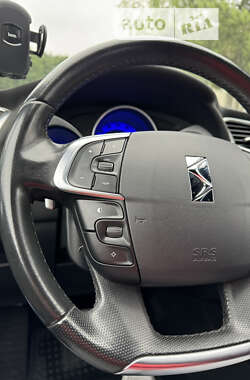 Хэтчбек Citroen DS4 2012 в 