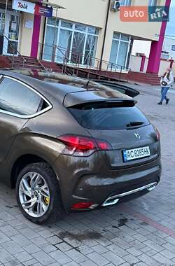 Хэтчбек Citroen DS4 2011 в 