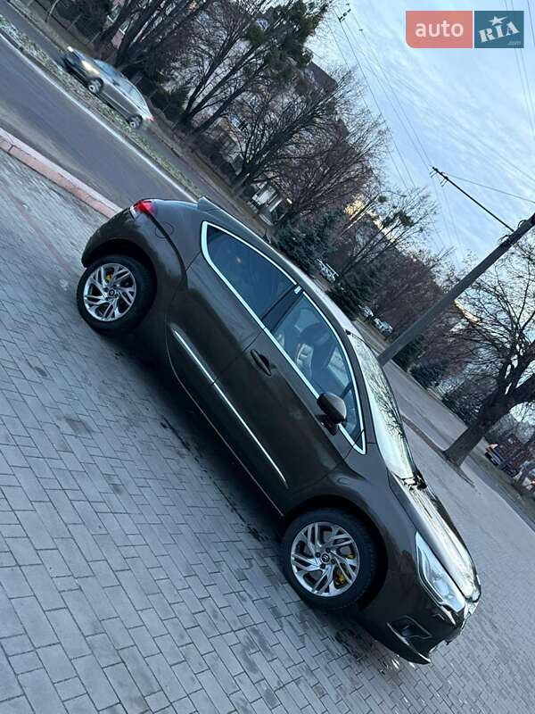 Хэтчбек Citroen DS4 2011 в Луцке