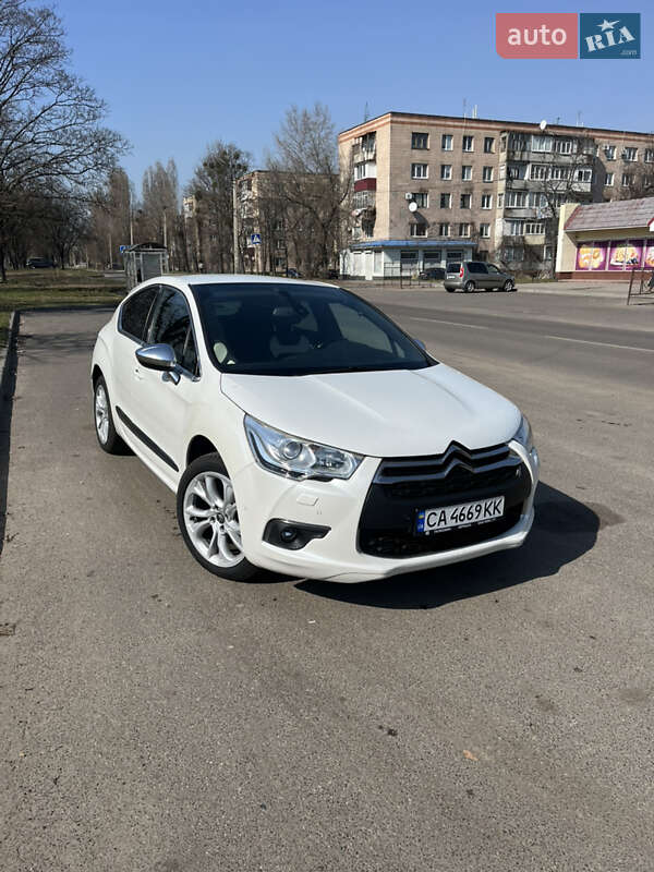 Хэтчбек Citroen DS4 2012 в Черкассах