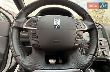 Хэтчбек Citroen DS4 2012 в 