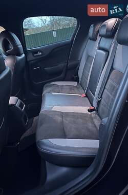 Хетчбек Citroen DS4 2016 в 