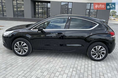 Хэтчбек Citroen DS4 2012 в 