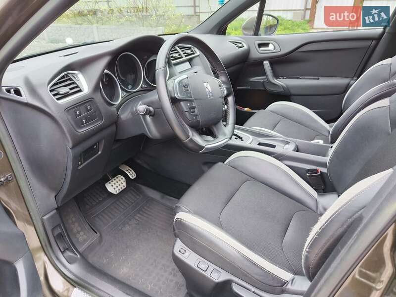 Хетчбек Citroen DS4 2013 в Обухові