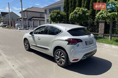 Хэтчбек Citroen DS4 2012 в 