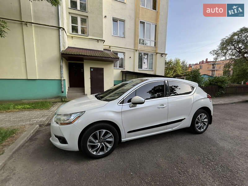 Хэтчбек Citroen DS4 2013 в Стрые
