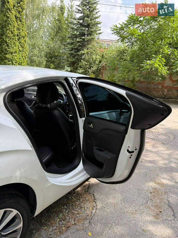 Хэтчбек Citroen DS4 2012 в Харькове