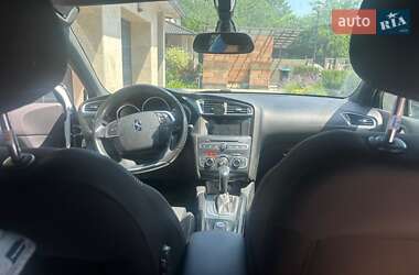 Хэтчбек Citroen DS4 2016 в 