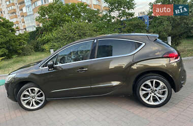 Хэтчбек Citroen DS4 2012 в 