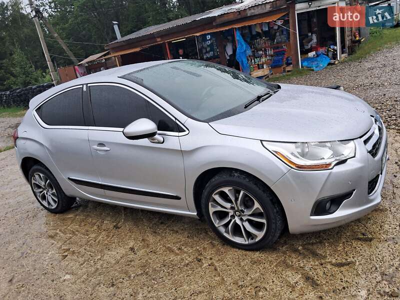 Хэтчбек Citroen DS4 2011 в Ивано-Франковске фото 10 Хэтчбек Citroen DS4 2011 в Ивано-Франковске