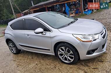 Хэтчбек Citroen DS4 2011 в 