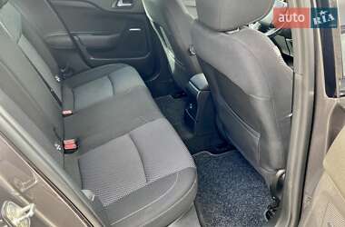 Хэтчбек Citroen DS4 2017 в 