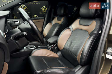 Хэтчбек Citroen DS4 2012 в 
