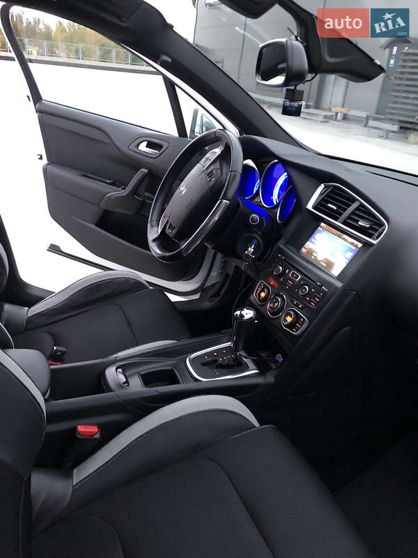 Хетчбек Citroen DS4 2014 в Києві