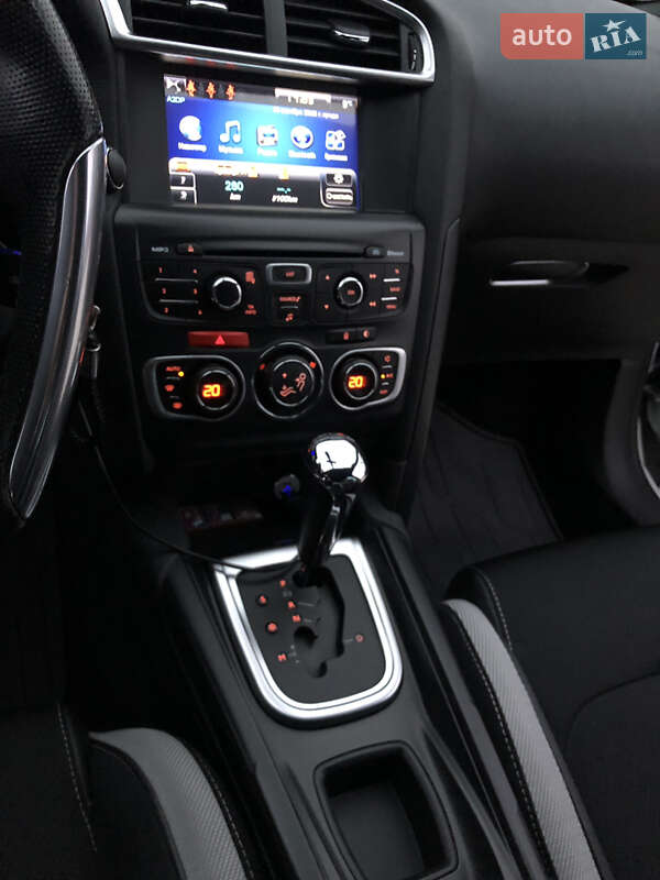 Хетчбек Citroen DS4 2014 в Києві