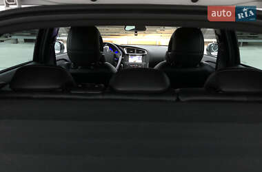 Хетчбек Citroen DS4 2014 в  фото 34 Хетчбек Citroen DS4 2014 в