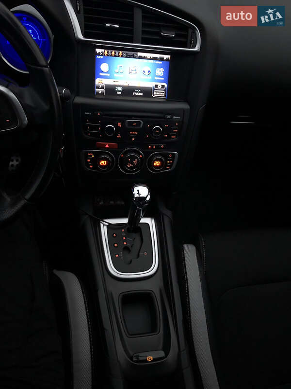 Хетчбек Citroen DS4 2014 в Києві