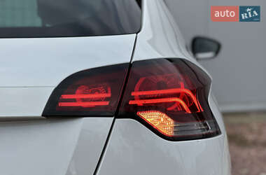 Хэтчбек Citroen DS4 2011 в 