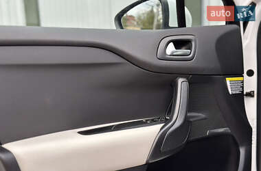 Хэтчбек Citroen DS4 2011 в 