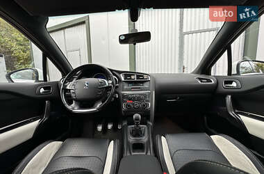 Хэтчбек Citroen DS4 2011 в 