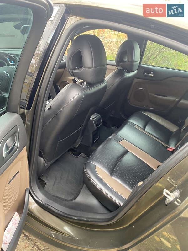 Хэтчбек Citroen DS4 2012 в Краснограде фото 7 Хэтчбек Citroen DS4 2012 в Краснограде