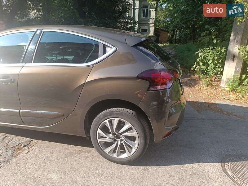 Хетчбек Citroen DS4 2013 в Києві