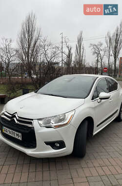 Хэтчбек Citroen DS4 2012 в Киеве