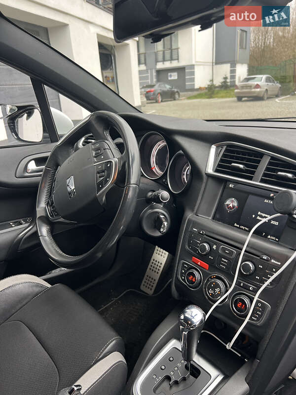 Хэтчбек Citroen DS4 2013 в Львове