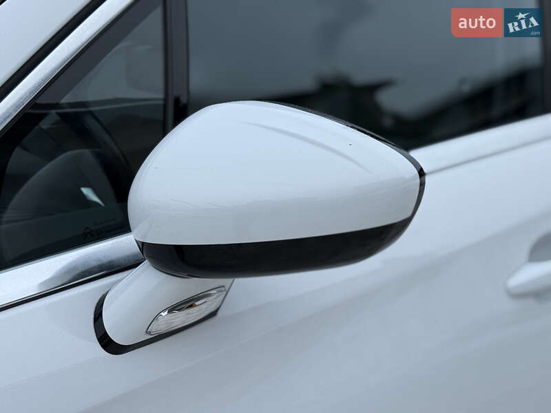 Хетчбек Citroen DS4 2012 в Стрию