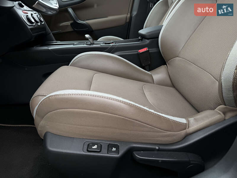 Хетчбек Citroen DS4 2012 в Стрию