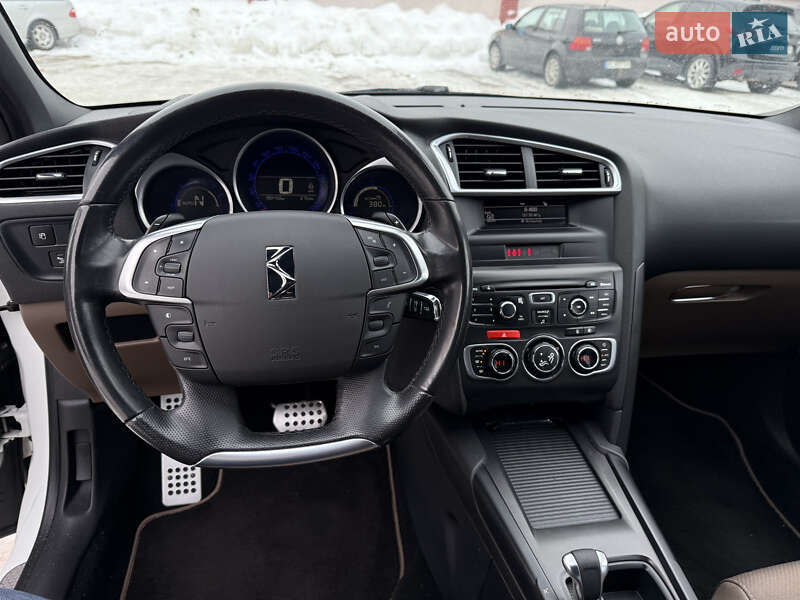 Хетчбек Citroen DS4 2012 в Стрию