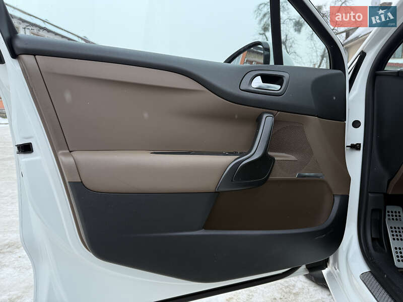 Хетчбек Citroen DS4 2012 в Стрию