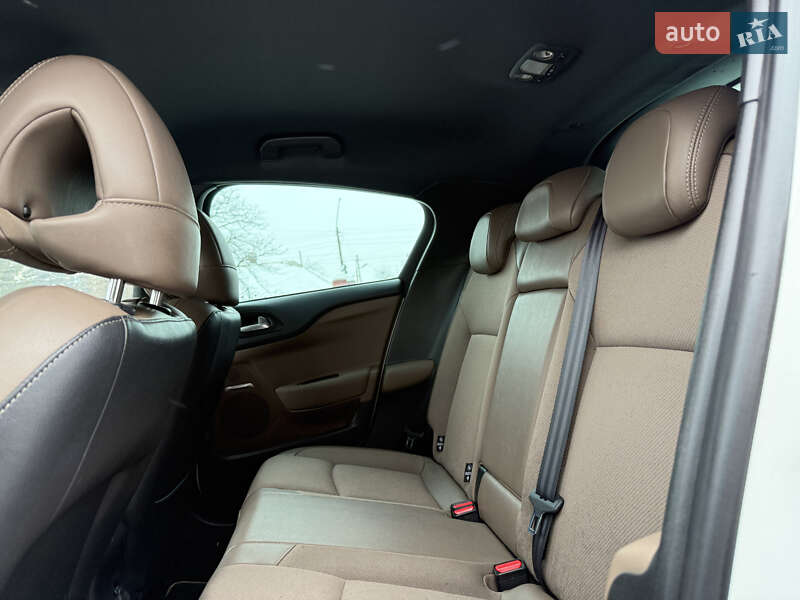 Хетчбек Citroen DS4 2012 в Стрию