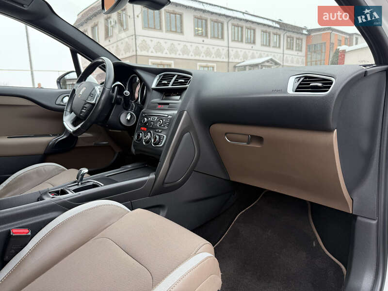 Хетчбек Citroen DS4 2012 в Стрию