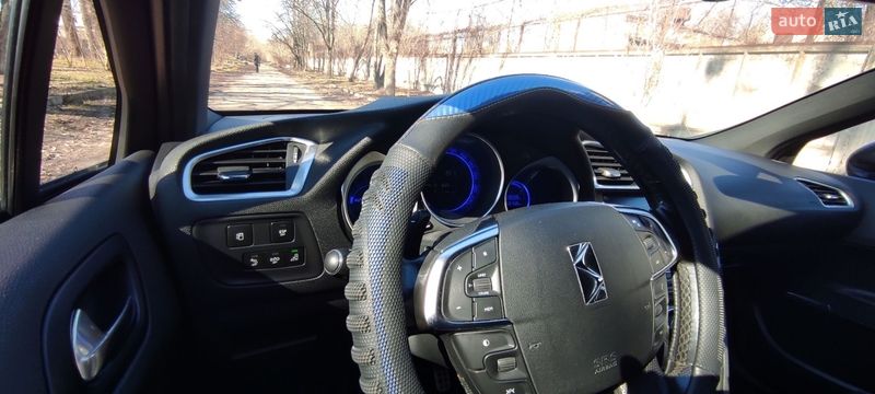Хетчбек Citroen DS4 2012 в Черкасах