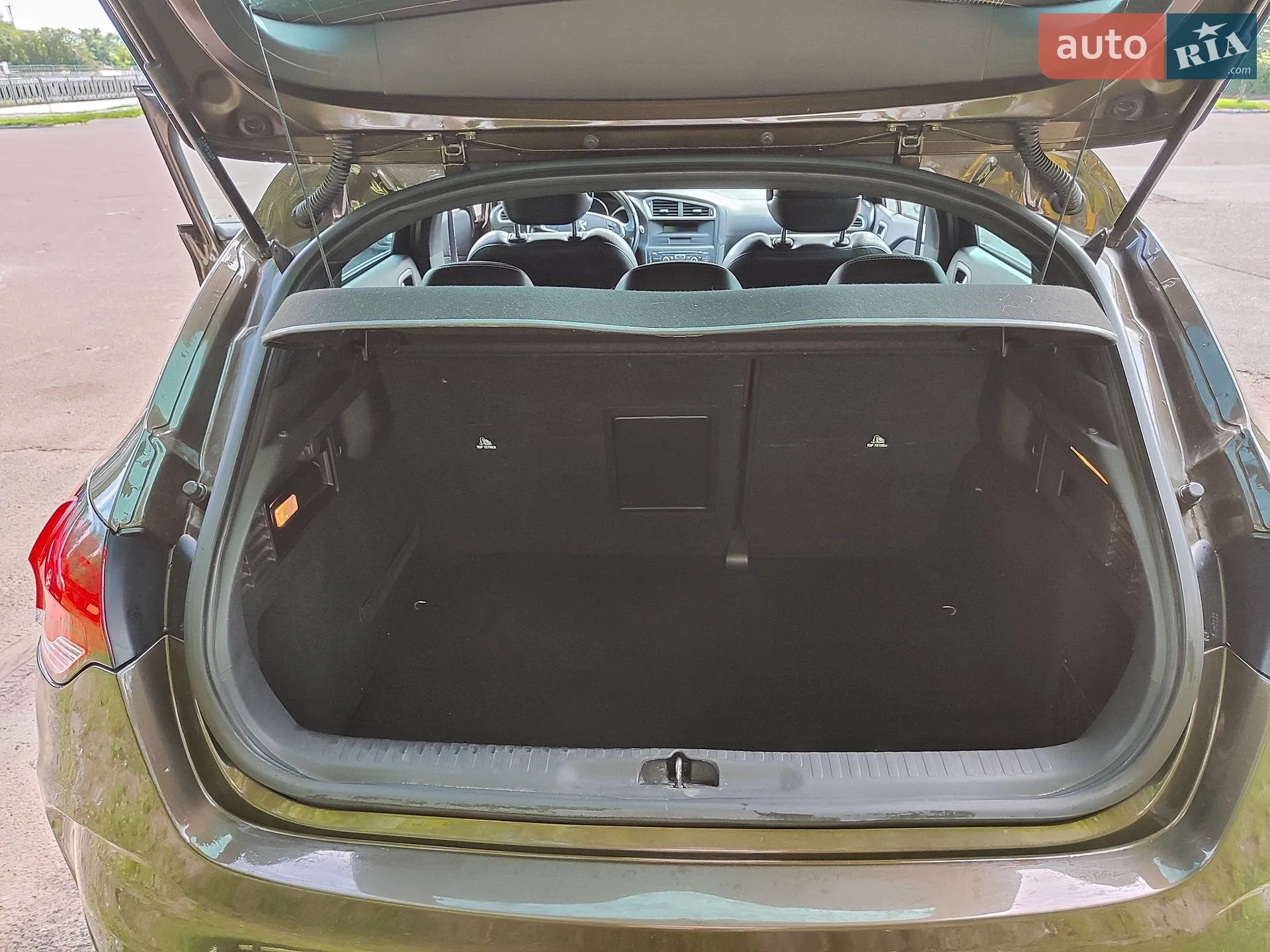 Citroen DS4 2013 VIN VF7NX5FEADY511065 фото оголошення 12 з 24