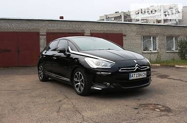 Хэтчбек Citroen DS5 2012 в Калуше