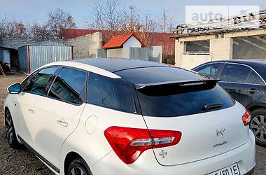 Хэтчбек Citroen DS5 2012 в Киеве