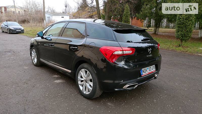 Хетчбек Citroen DS5 2014 в Дубні