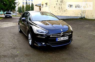 Хэтчбек Citroen DS5 2014 в 