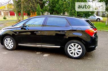 Хэтчбек Citroen DS5 2014 в 