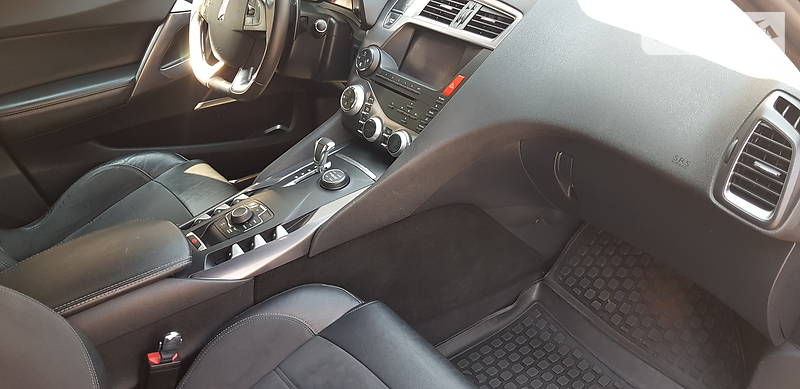 Хетчбек Citroen DS5 2012 в Києві фото 13 Хетчбек Citroen DS5 2012 в Києві