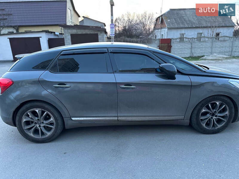 Хетчбек Citroen DS5 2013 в Дніпрі