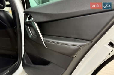Хэтчбек Citroen DS5 2016 в 