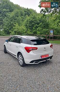 Хетчбек Citroen DS5 2012 в 